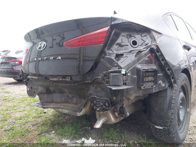 KMHD84LF3KU816855 Hyundai Elantra Preferred