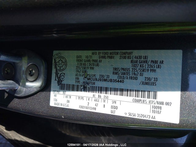 1FMCU9J93MUB35440 Ford Escape Titanium