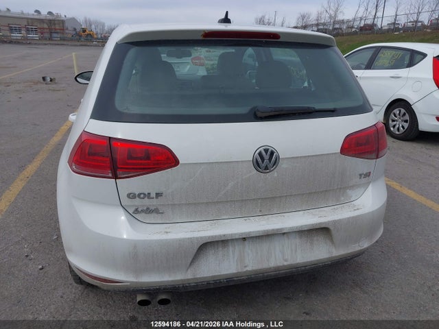 12594186 :رقم المزاد ، 3VW217AU1FM007414 vin ، 2015 Volkswagen Golf مزاد بيع