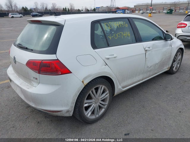 12594186 :رقم المزاد ، 3VW217AU1FM007414 vin ، 2015 Volkswagen Golf مزاد بيع