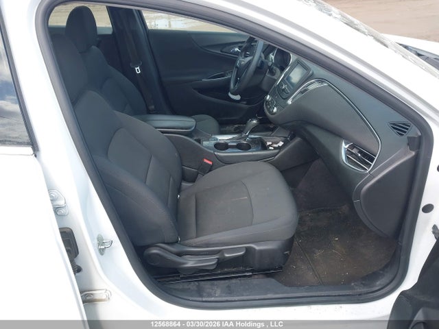 1G1ZE5ST7HF102958 Chevrolet MALIBU 1LT