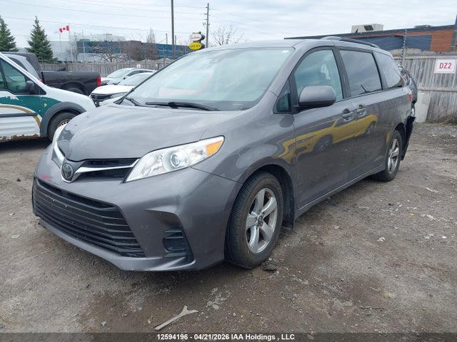 2020 Toyota Sienna Le მანქანა იყიდება აუქციონზე, vin: 5TDKZ3DC9LS056699, აუქციონის ნომერი: 12594196