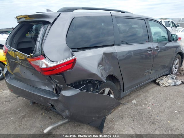 2020 Toyota Sienna Le მანქანა იყიდება აუქციონზე, vin: 5TDKZ3DC9LS056699, აუქციონის ნომერი: 12594196