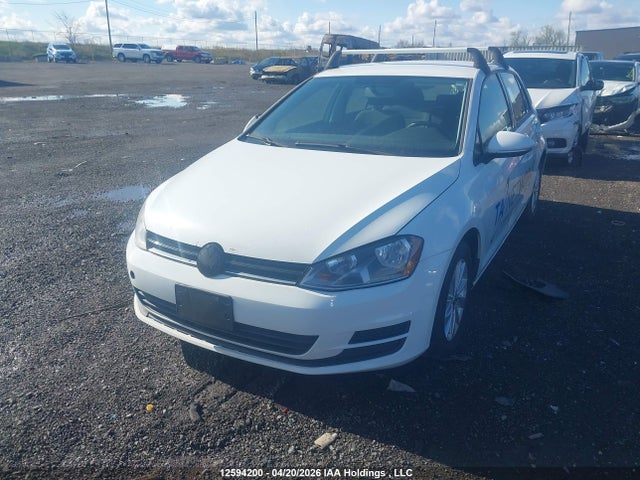 3VW217AU8FM059641 Volkswagen Golf