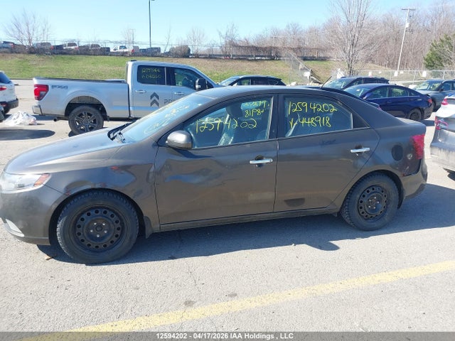 2011 Kia Forte მანქანა იყიდება აუქციონზე, vin: KNAFW4A38B5448918, აუქციონის ნომერი: 12594202