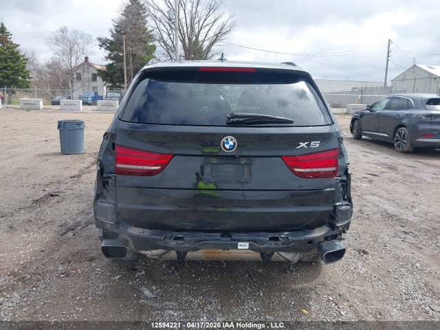 Продажа на аукционе авто 2015 Bmw X5 Xdrive35i, vin: 5UXKR0C55F0P10637, номер лота: 12594221