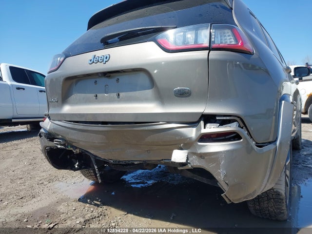 1C4PJMJX1KD318154 Jeep Cherokee Overland