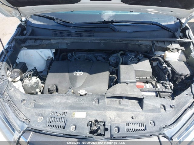 Toyota Highlander Limited 2019 5TDDZRFH6KS994131 Image 10