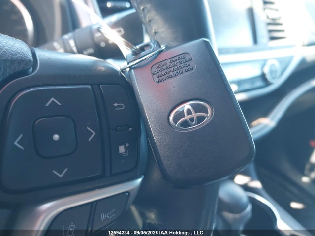 Toyota Highlander Limited 2019 5TDDZRFH6KS994131 Image 11