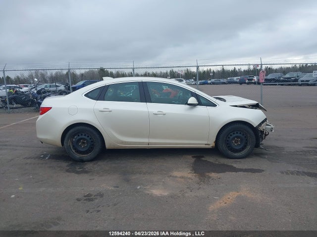 1G4PP5SKXF4177402 Buick Verano