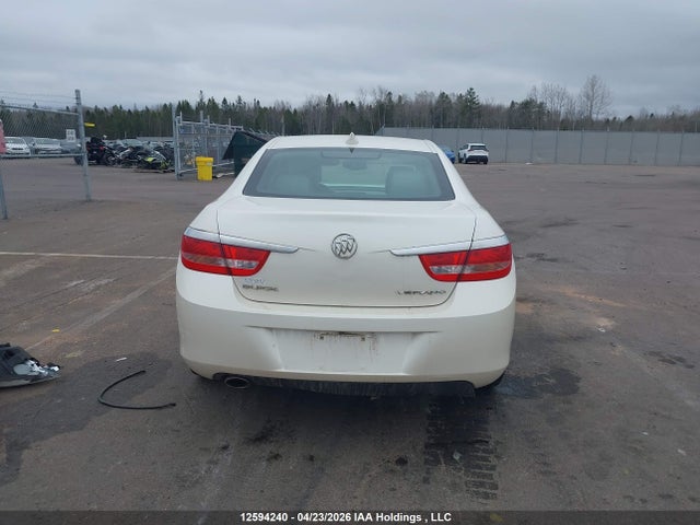 1G4PP5SKXF4177402 Buick Verano
