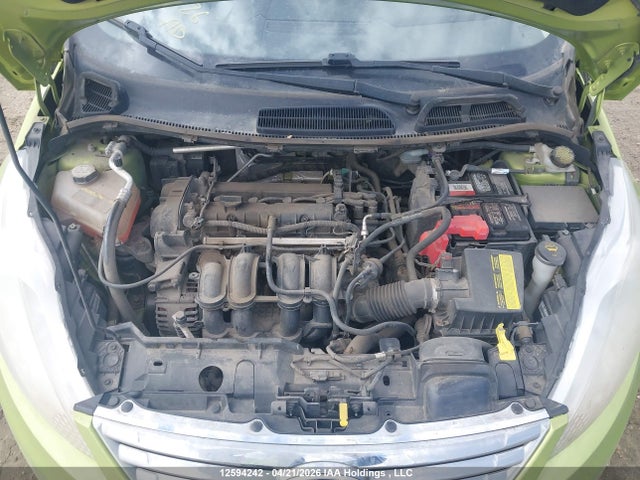 12594242 :رقم المزاد ، 3FADP4BJ2DM157516 vin ، 2013 Ford Fiesta Se مزاد بيع