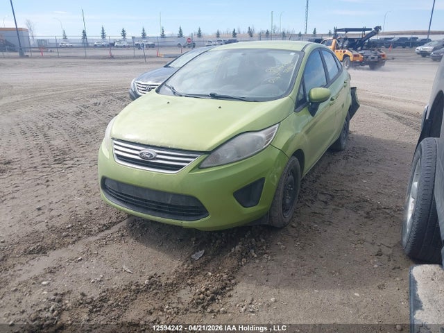 12594242 :رقم المزاد ، 3FADP4BJ2DM157516 vin ، 2013 Ford Fiesta Se مزاد بيع