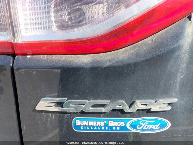 1FMCU9GX0FUC29493 Ford ESCAPE SE