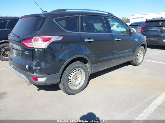1FMCU9GX0FUC29493 Ford ESCAPE SE
