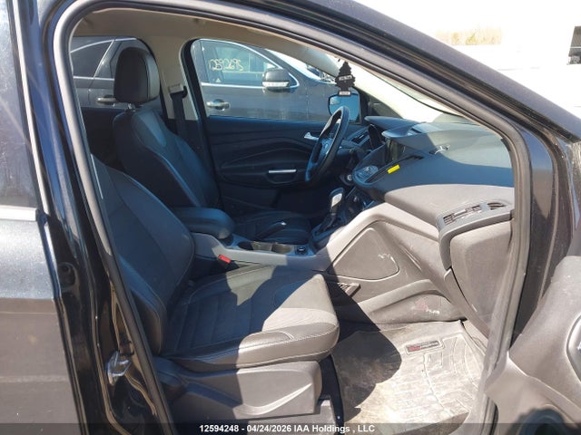 1FMCU9GX0FUC29493 Ford ESCAPE SE