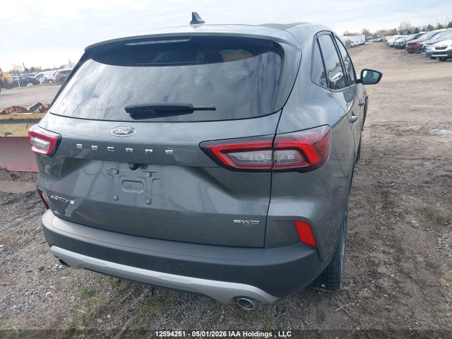 12594251 :رقم المزاد ، 1FMCU9GN4SUA39737 vin ، 2025 Ford Escape مزاد بيع