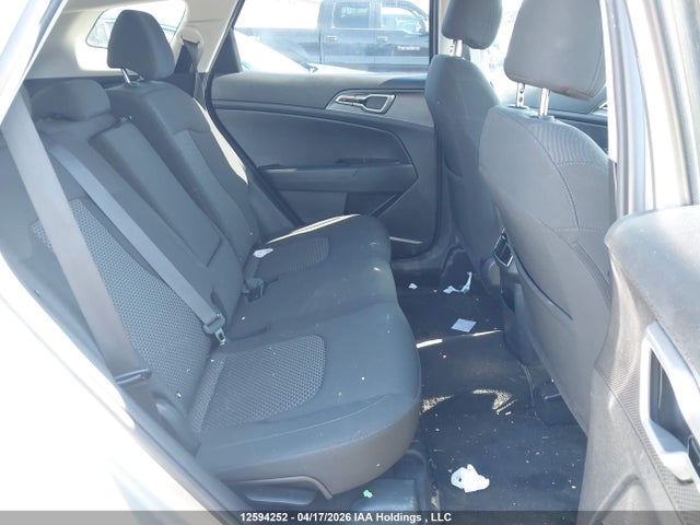 KNDPU3AF1P7181957 KIA Sportage Lx