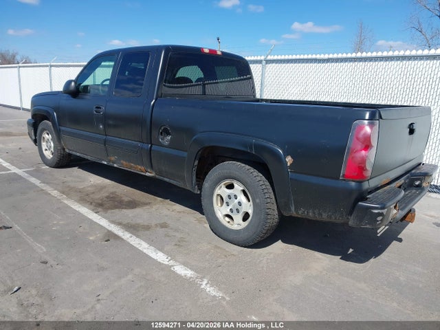 2004 Chevrolet Silverado 1500 Ls მანქანა იყიდება აუქციონზე, vin: 2GCEC19V741174191, აუქციონის ნომერი: 12594271