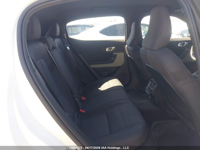 Polestar 2 2023 YSMEG3KA5PL150496 Image 8