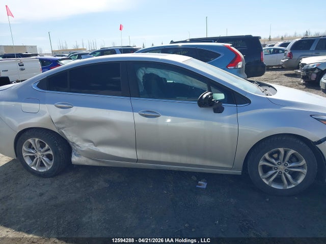 Aukcja sprzedaży 2019 Chevrolet Cruze Lt, vin: 1G1BE5SM3K7138206, numer aukcji: 12594288
