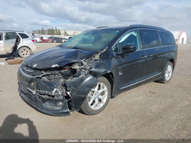 Chrysler Pacifica Touring-l 2017 2C4RC1EG8HR756588 Image 2
