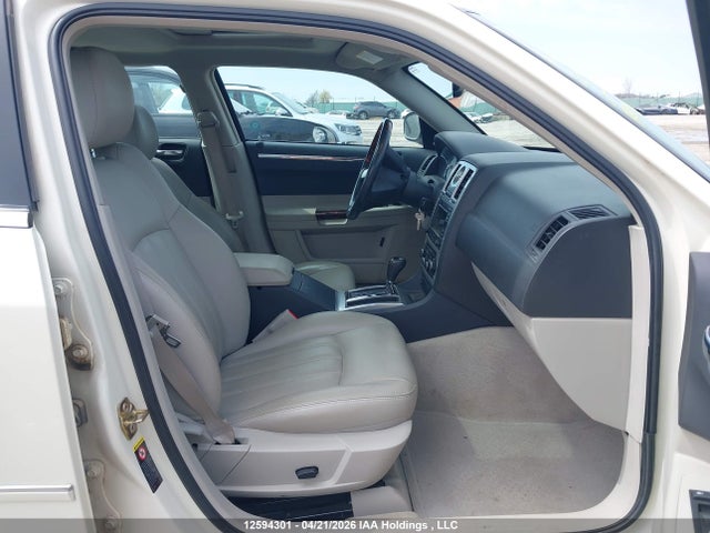 2005 Chrysler 300c მანქანა იყიდება აუქციონზე, vin: 2C3AA63H05H560730, აუქციონის ნომერი: 12594301