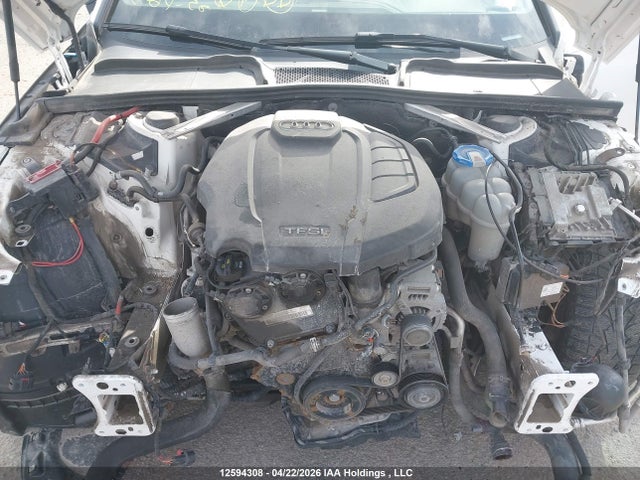 Продажа на аукционе авто 2017 Audi A4 2.0t Progressiv, vin: WAUENAF48HN068193, номер лота: 12594308