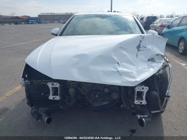 Продажа на аукционе авто 2017 Audi A4 2.0t Progressiv, vin: WAUENAF48HN068193, номер лота: 12594308