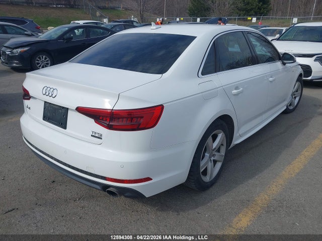 Продажа на аукционе авто 2017 Audi A4 2.0t Progressiv, vin: WAUENAF48HN068193, номер лота: 12594308