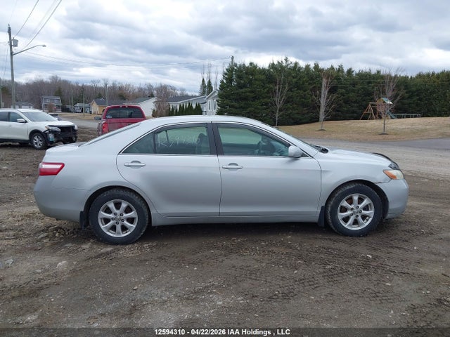 2007 Toyota Camry Le/se მანქანა იყიდება აუქციონზე, vin: 4T1BE46K17U512262, აუქციონის ნომერი: 12594310