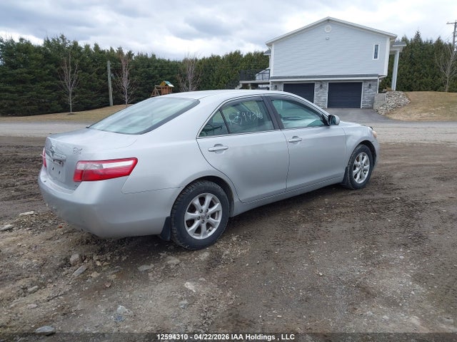 2007 Toyota Camry Le/se მანქანა იყიდება აუქციონზე, vin: 4T1BE46K17U512262, აუქციონის ნომერი: 12594310