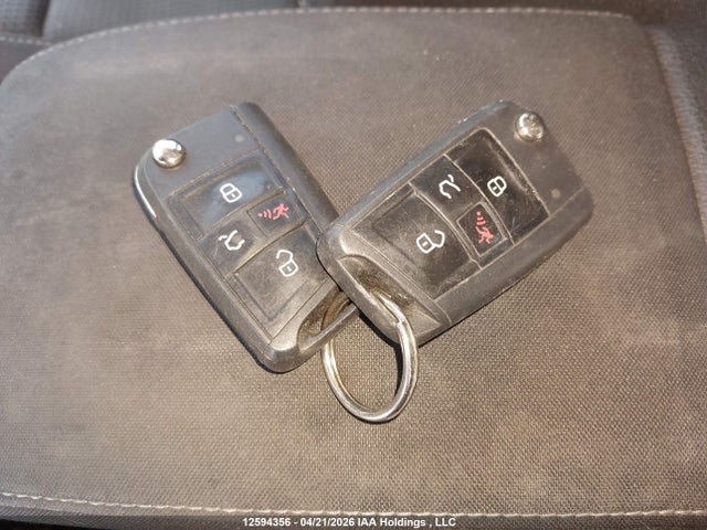 3VW217AUXFM004723 Volkswagen Golf