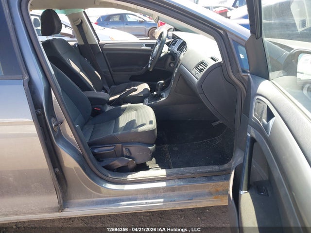 3VW217AUXFM004723 Volkswagen Golf