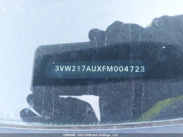 3VW217AUXFM004723 Volkswagen Golf