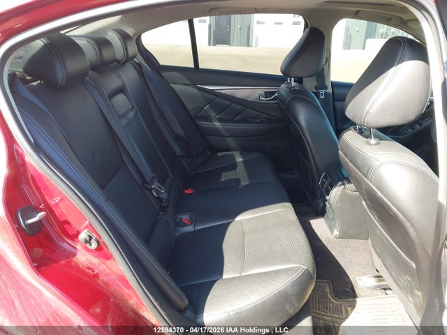 2015 Infiniti Q50 Premium/sport მანქანა იყიდება აუქციონზე, vin: JN1BV7AR1FM420726, აუქციონის ნომერი: 12594370