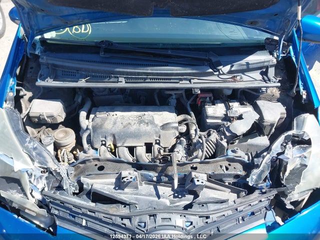 VNKKTUD37GA061045 Toyota Yaris L/le/se