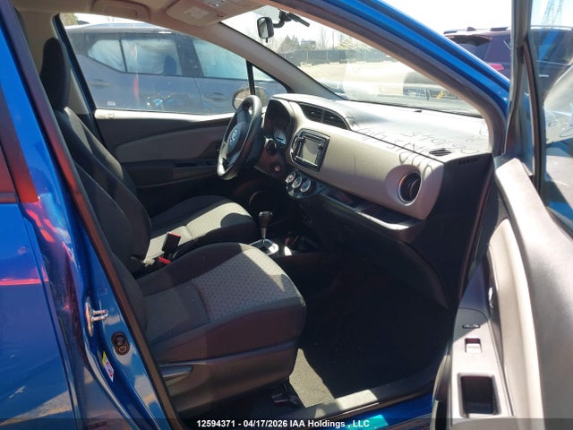 VNKKTUD37GA061045 Toyota Yaris L/le/se