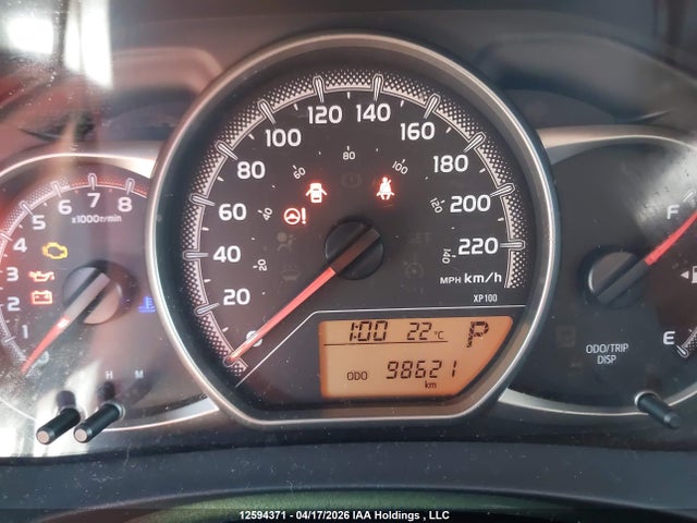 VNKKTUD37GA061045 Toyota Yaris L/le/se