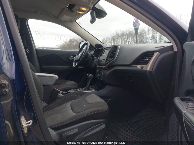 1C4PJMAS7FW685901 Jeep Cherokee Sport