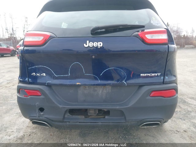 1C4PJMAS7FW685901 Jeep Cherokee Sport