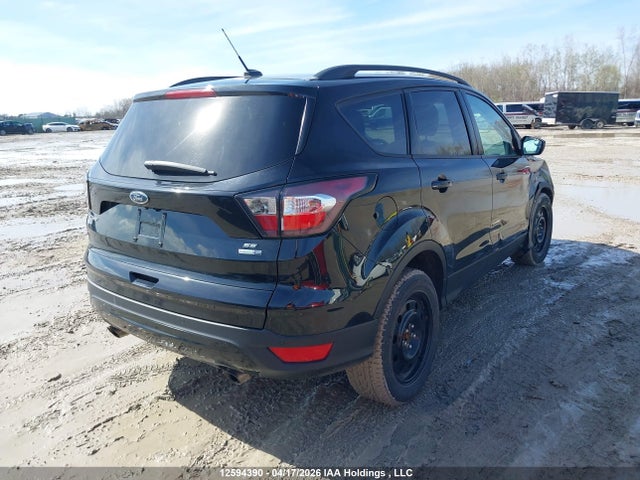 1FMCU9G90HUD32028 Ford ESCAPE SE