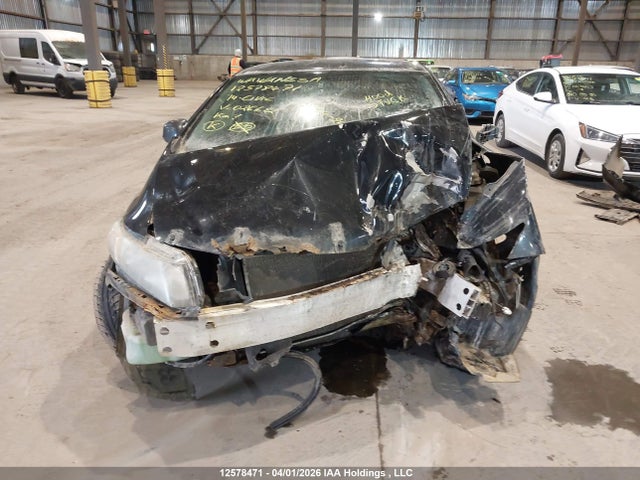 2HGFB2E2XEH026622 Honda Civic Dx
