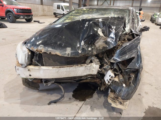 2HGFB2E2XEH026622 Honda Civic Dx