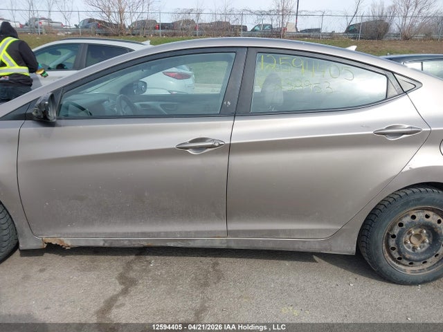 12594405 :رقم المزاد ، 5NPDH4AE0DH238953 vin ، 2013 Hyundai Elantra مزاد بيع