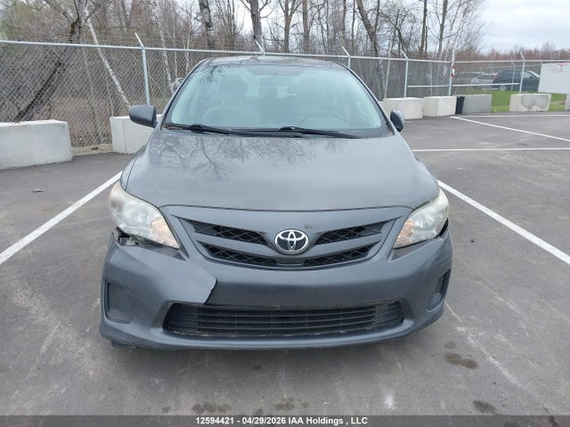 12594421 :رقم المزاد ، 2T1BU4EE0DC946880 vin ، 2013 Toyota Corolla مزاد بيع