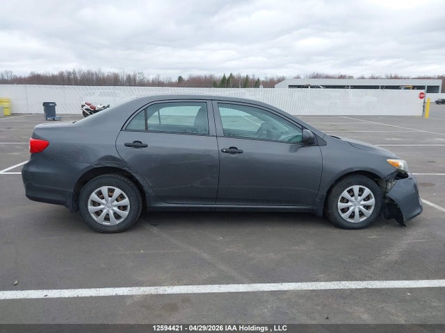 12594421 :رقم المزاد ، 2T1BU4EE0DC946880 vin ، 2013 Toyota Corolla مزاد بيع