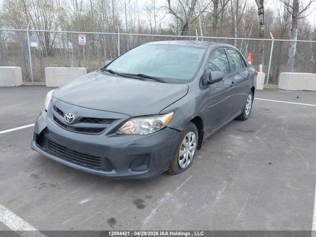 12594421 :رقم المزاد ، 2T1BU4EE0DC946880 vin ، 2013 Toyota Corolla مزاد بيع