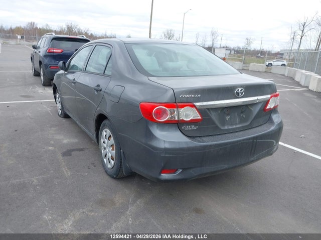 12594421 :رقم المزاد ، 2T1BU4EE0DC946880 vin ، 2013 Toyota Corolla مزاد بيع