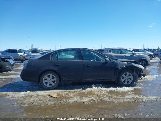 2002 Nissan Altima 2.5 Sl მანქანა იყიდება აუქციონზე, vin: 1N4AL11E92C198211, აუქციონის ნომერი: 12594436